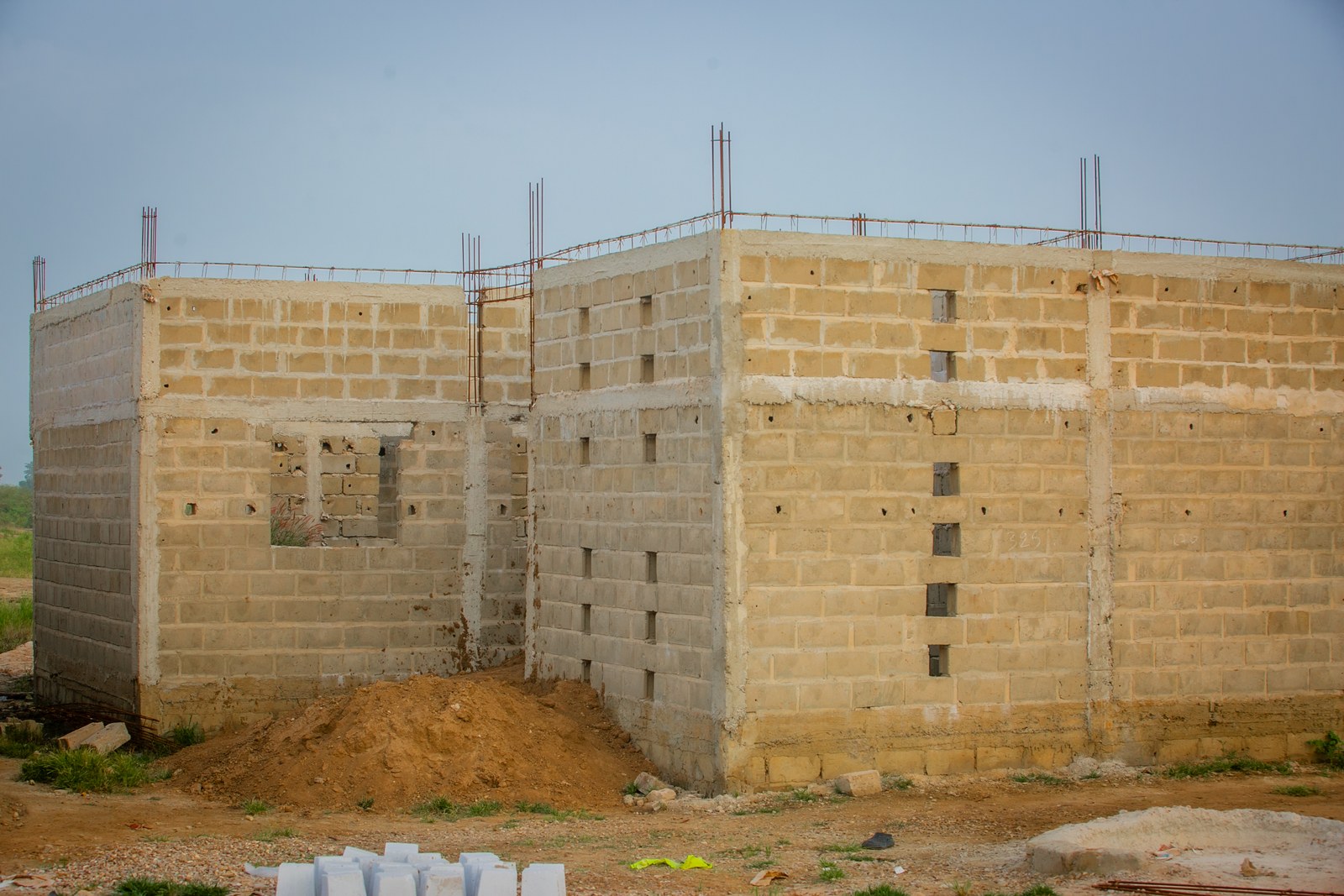 Gros œuvres et béton armé chantier Médina Taïba